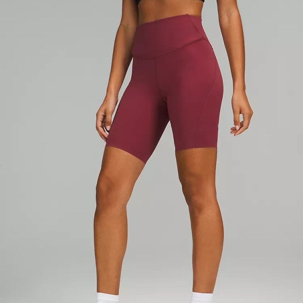 lululemon Base Pace 8" Shorts, size 4, Mulled Wine, NWOT - Picture 1 of 3